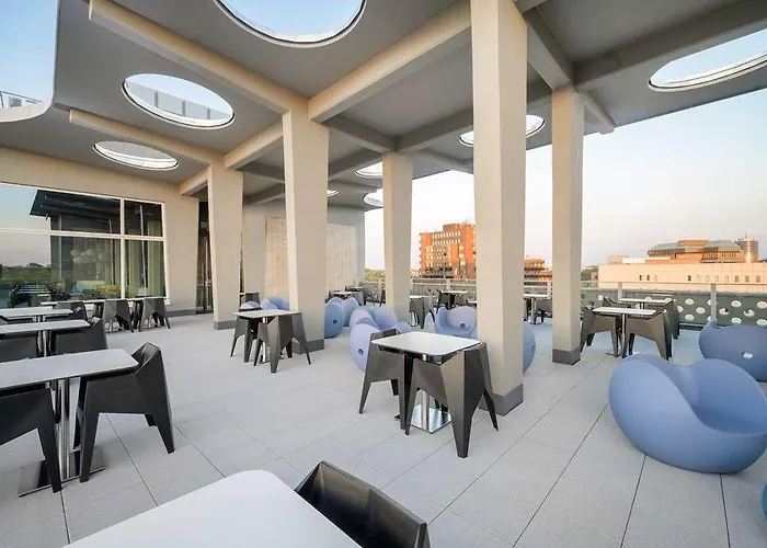 Prize By Radisson, *