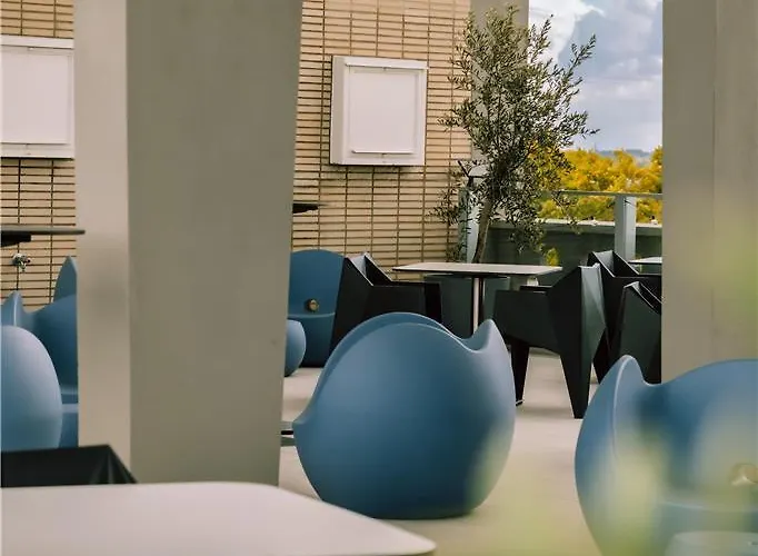 Prize By Radisson, *